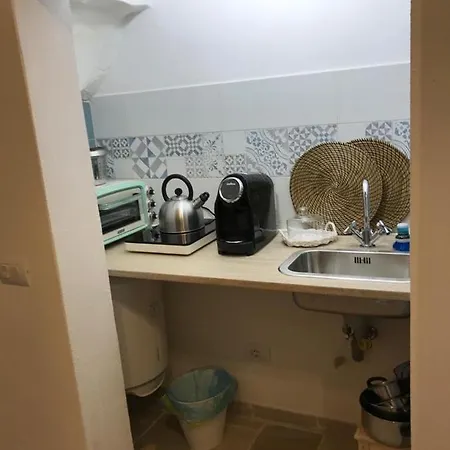 Romì-antica Dimora Affittacamere 3*